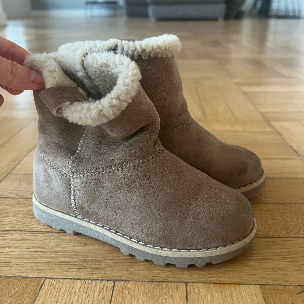 Il Gufo Boots with shearling